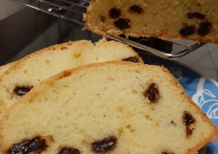 Langkah Mudah untuk Menyiapkan Raisin Pound Cake (Bolu Kismis) yang Menggugah Selera