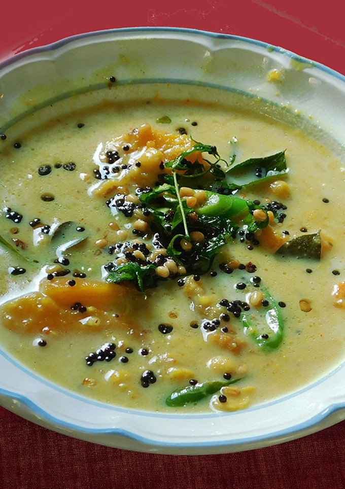 பட்டர் நட் ஸ்கூவாஷ் பால் கூட்டு (Butternut squash paal kootu recipe in tamil) செய்முறை முக்கிய புகைப்படம்