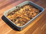 A picture of lentils leeks garlic