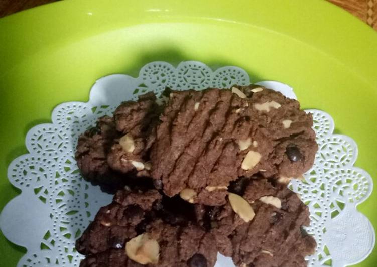 Resep Choco chips cookies (ala good time) yang Bikin Ngiler