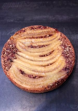 Une photo de Upside down banane noix de pecan