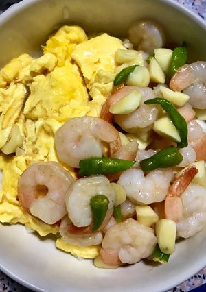 รูปของ ข้าวไข่ข้นกุ้งผัดพริกขี้หนู