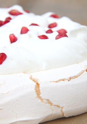 Zdjęcie przepisu Klasyczny tort Pavlova.