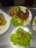 Brochetas de pollo y Filet mignon