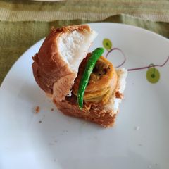 A picture of Mumbai Vada Pao.