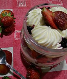 tráng miệng dâu tây