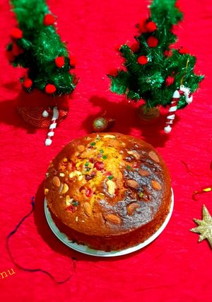 A picture of Christmas Cake.