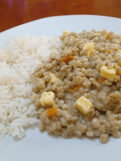 Una foto de Guiso de Trigo con queso Serrano