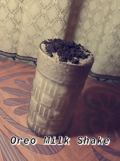 A picture of Oreo Milk Shake.