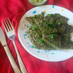 A picture of Mung sprouts dhokla.