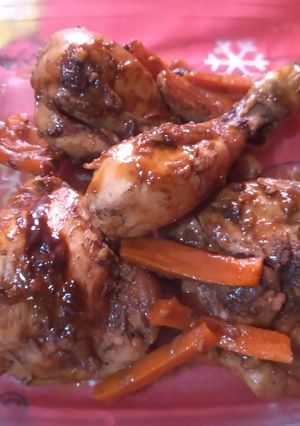 Una foto de Pata muslo en salsa simple y fácil de hacer