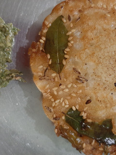 ફરાળી હાંડવો (farali handvo recipe in gujarati) રેસીપી મુખ્ય ફોટો