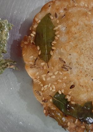 ફરાળી હાંડવો (farali handvo recipe in gujarati) રેસીપી મુખ્ય ફોટો