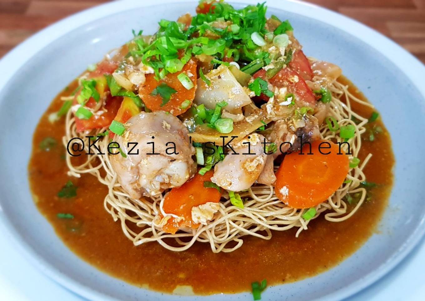 IFUMIE (Deep Fry Noodles Topped with Spicy Stir Vegetables)