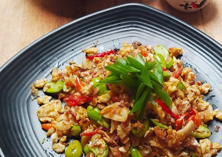 Resep: Orak Arik Rebon Pete Telor Yang Sederhana