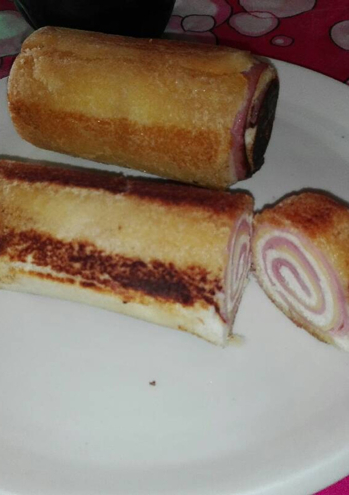 Una foto de Rollito de jamón-queso y beicon-queso