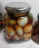 Old Fashioned Pub Pickled Onions