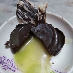 A picture of Caramel chocolate.