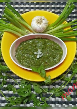 A picture of Spring Onion chutney.