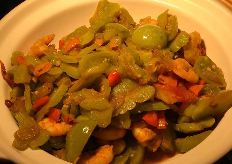Langkah Mudah untuk Membuat Tumis pare udang 🌶🌶🍤🍤, Enak Banget