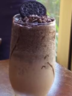 ઓરીઓ મિલ્ક શેક રેસીપી મુખ્ય ફોટો