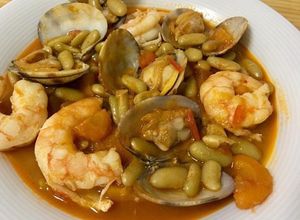 Foto principal de Verdinas con langostinos y almejas