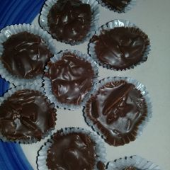 A picture of Chocolate Coconut Clusters.