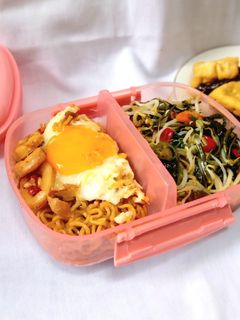 Foto resep Mie goreng cumi tumis toge kangkung