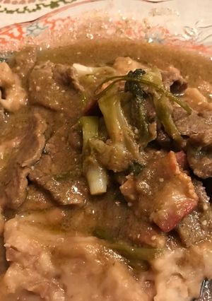 Una foto de Bistec entomatado 🍖🥓