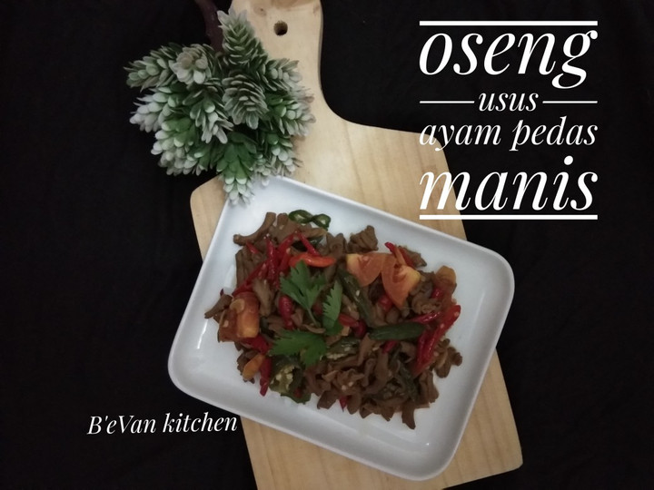 Langkah Mudah untuk Menyiapkan Oseng usus ayam pedas manis, Enak Banget