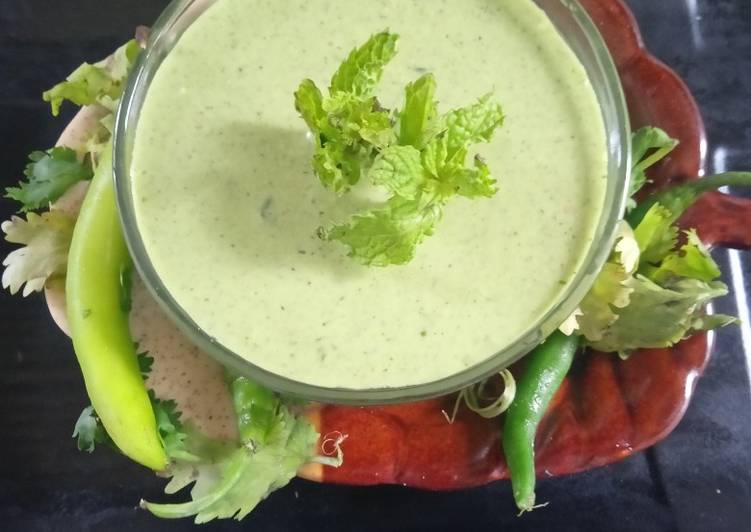 Recipe of Any-night-of-the-week Chatpati Curd Coriander Chutney (Quick and Easy Recipe)