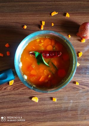 A picture of Carrot sambar.