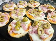 Una foto de pizzetas 1kg