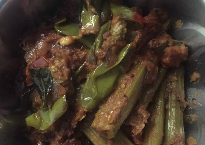 How to Prepare Award-winning Brinjal and drumstick curry