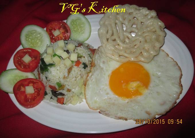 Nasi Goreng PUTIH PELANGI