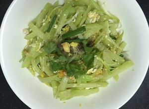 Hình của món Su Su Xào Trứng Muối.