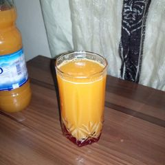 A picture of Carrot and pineapple juice.