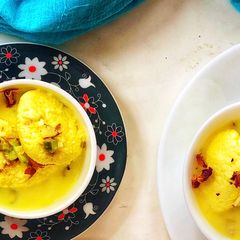 A picture of Rasmalai.