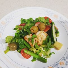Healthy prawn salad A picture of Healthy prawn salad.
