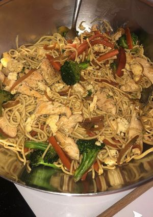 Une photo de Nouilles chinoises sautées aux légumes