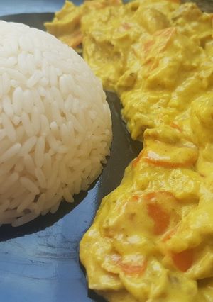 Una foto de Pollo al curry