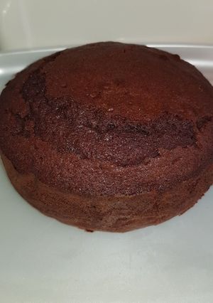 A picture of Chocolate sponge cake.