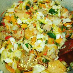 Chicken vegetable sauce A picture of Chicken vegetable sauce.