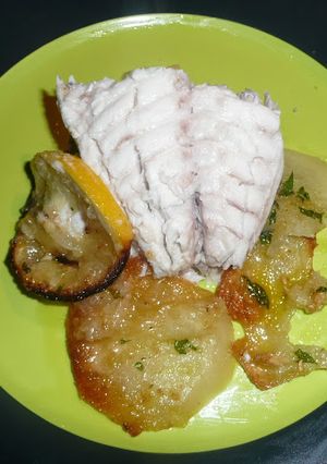 Una foto de Besugo al horno