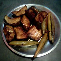 A picture of Fried vegetables.