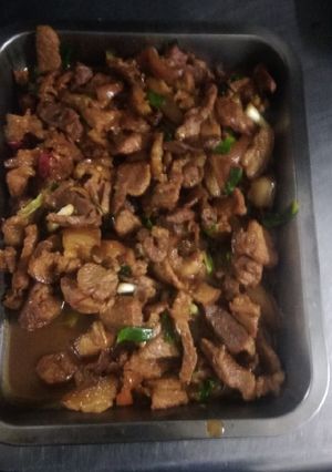 Hình của món Thịt lợn kho khô.