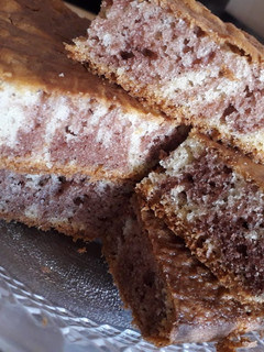Una foto de Torta marmolada fácil 😋