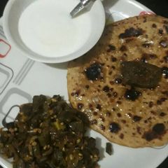 A picture of LAUKI paratha 👌👌👌👌.
