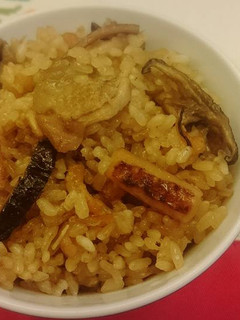 酒香雞肉油飯 的食譜成品照片