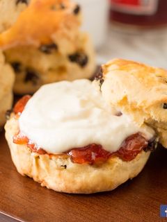 【影片】我的完美英式提子鬆餅(司康餅) 的食譜成品照片